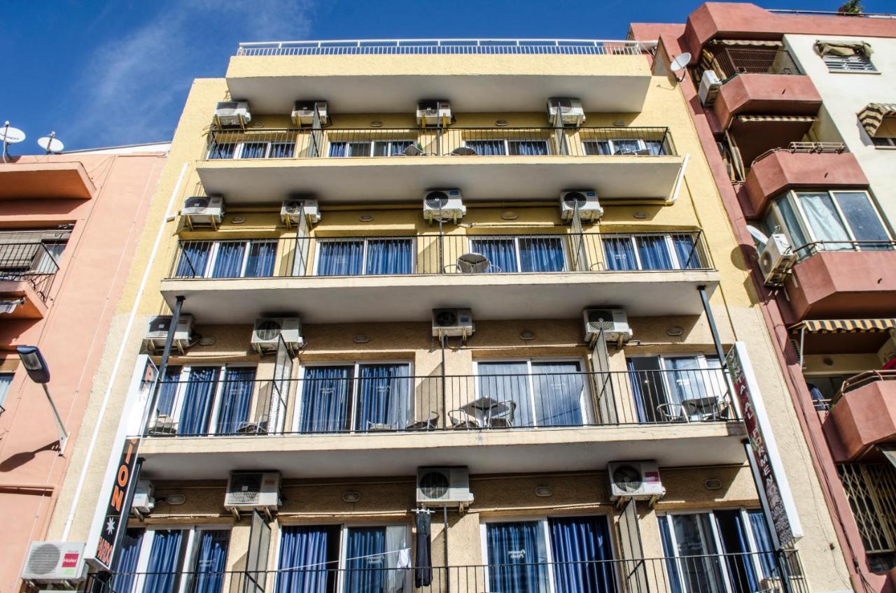 Pension Pardo Benidorm Exterior foto